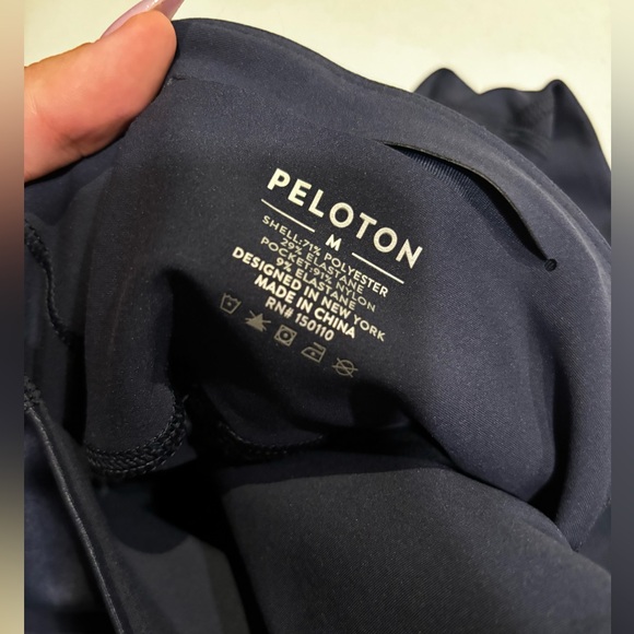 NWOT Peloton Cadent High Rise Pocket Legging - Picture 4 of 4